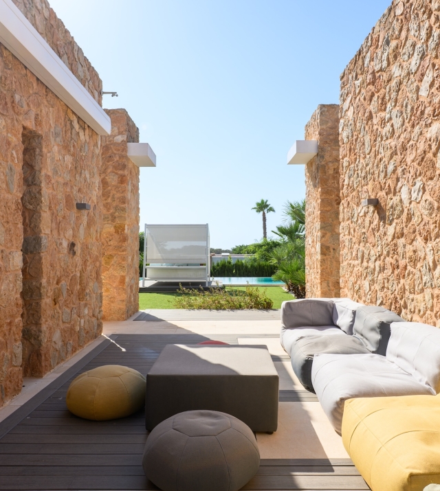 Resa Estates te koop sale Cala Comte lounge side.jpg